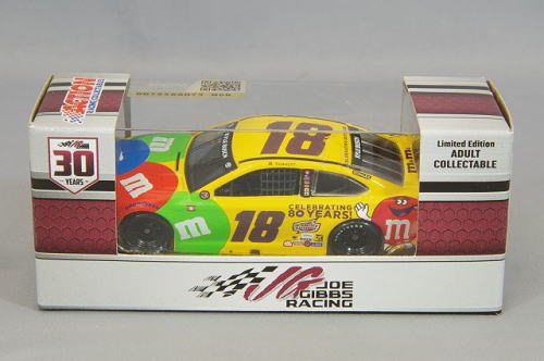 Nascar M&M's 1/64 2021 Camry #18