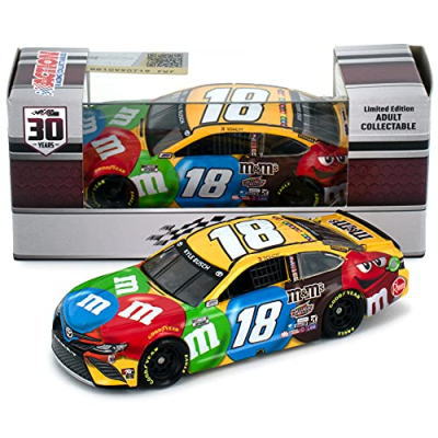 Nascar M&M's 1/64 2021 Camry #18