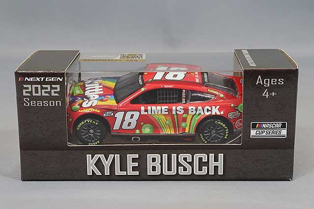 Nascar Skittles Lime 1/64 2022 Camry #18