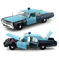 ダッジ モナコ ポリスカー 1/18 Dodge Monaco