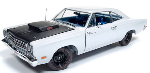 プリムス ロードランナー 1/18 Plymouth Road Runner