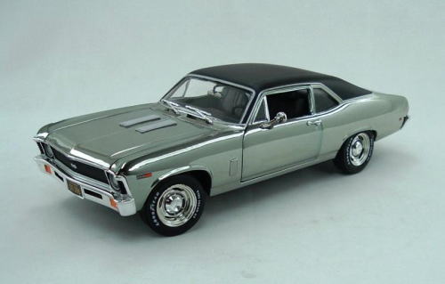 ノバ 1969 1/18 Chevrolet Nova SS