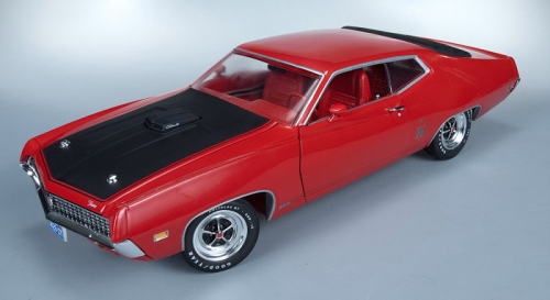 フォード トリノ 1/18 Ford Torino 1970