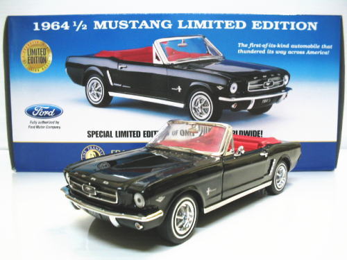マスタング 1/24 1964 Mustang