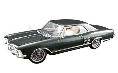 ビュイック リビエラ 1/18 Buick Riviera