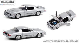 シボレー Z28 Yenko Turbo Z 1/18 Chevy Z28