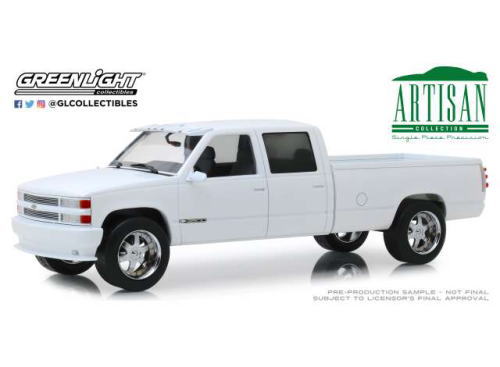 シボレー シルバラード 1/18 Chevrolet Silverado