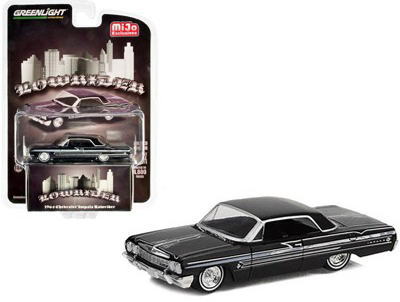 シボレー インパラ 1/64 Chevy Impala Lowrider