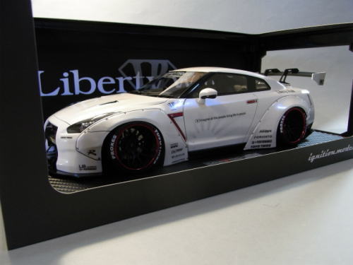 LB Works GT-R 1/18 LB WORKS R35