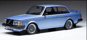 ボルボ 240 1/18 Volvo 240 Custom