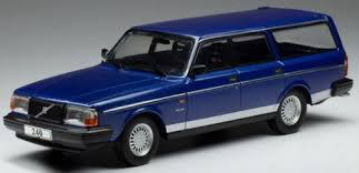 ボルボ 240 1/43 Volvo 240 1988