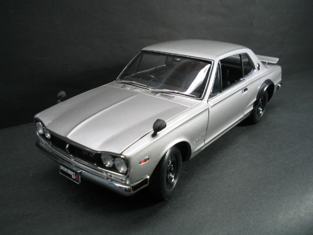 ハコスカ KPGC10 1/18 Skyline KPGC10