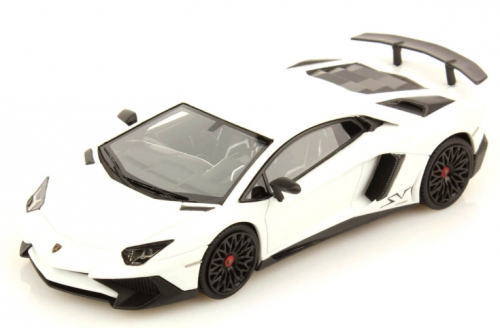 アヴェンタドール スーパーヴェローチェ 1/18 Lamboeghini Aventador
