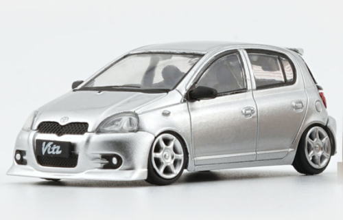トヨタ ヤリス 1/64 Toyota Yaris