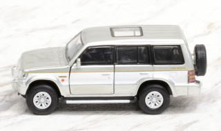 三菱 パジェロ 1/64 Mitsubishi Pajero
