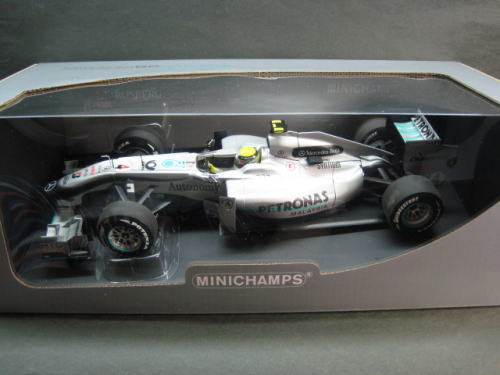メルセデス GP F1 1/18 Mercedes MGP W01 2010 Rosberg