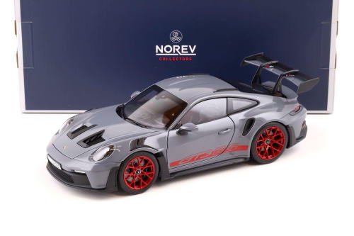 ポルシェ 911 GT3 1/18 Porsche 911 GT3
