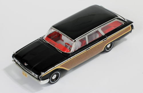 カントリー スクエアー 1/43 Ford Country Squire
