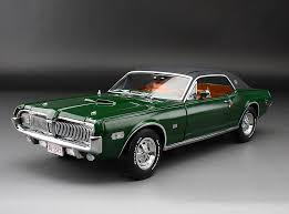 マーキュリー クーガー 1/18 Mercury Cougar