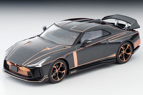 日産 GT-R50 1/64