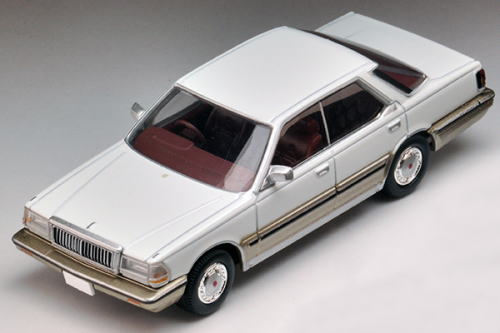 日産 セドリック ブロアム 1/64 Nissan Cedric V30