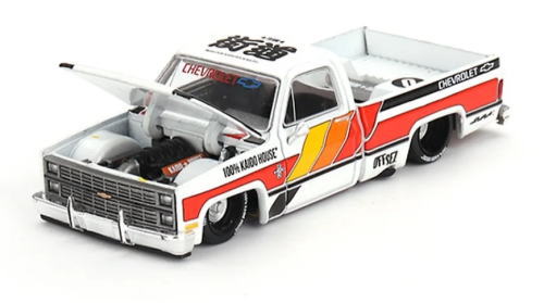 シボレー シルバラード 1/64 Chevy Silverado