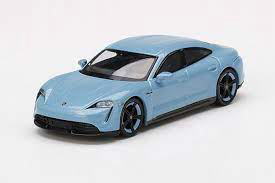 ポルシェ タイカン ターボS 1/64 Porsche Taycan