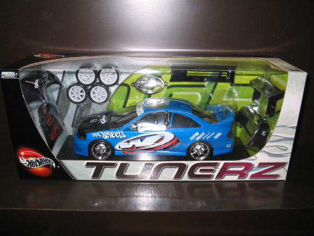 ホットホイール, HOT WHEELS ダイキャスト ミニカー 1/18
