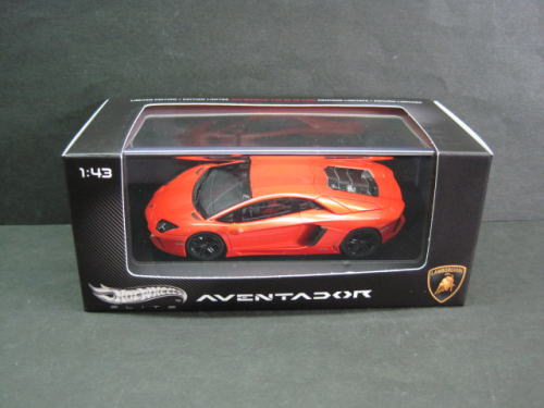 ランボルギーニ アヴェンタドール 1/43 Lamborghini Aventador