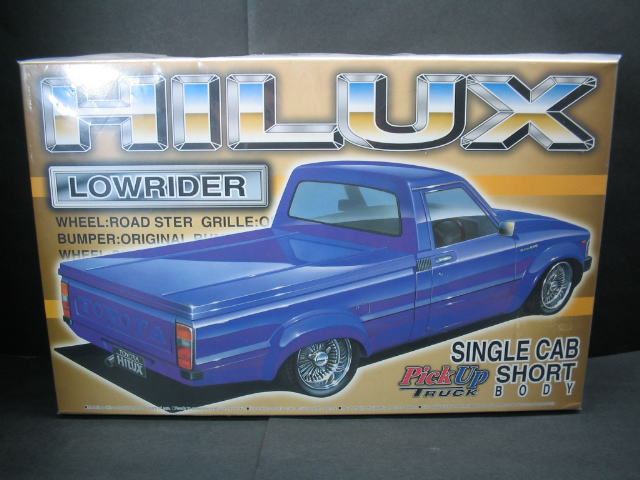 HILUX Cal Look HILUX LOWRIDER 