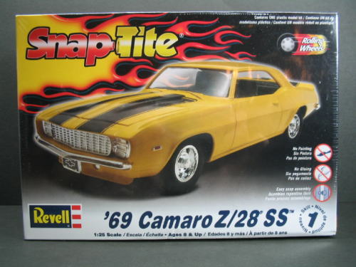 カマロ Z28 プラモデル 1969 Camaro SS