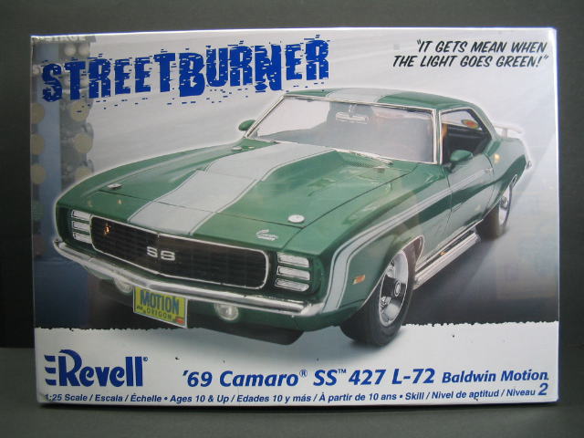 カマロ SS プラモデル 1969 Camaro Baldwin Motion