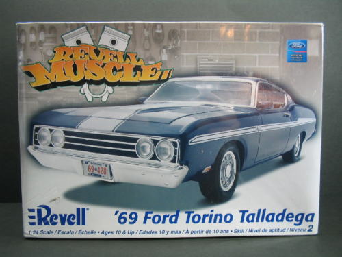 フォード トリノ プラモデル 1969 Ford Torino